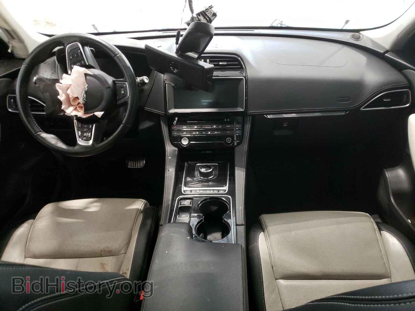 2017 JAGUAR F-PACE - VIN: SADCL2BV8HA097113 - Фото 9