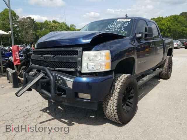 2011 CHEVROLET SILVERADO - VIN: 1GCPKSE30BF178305 - Фото 2