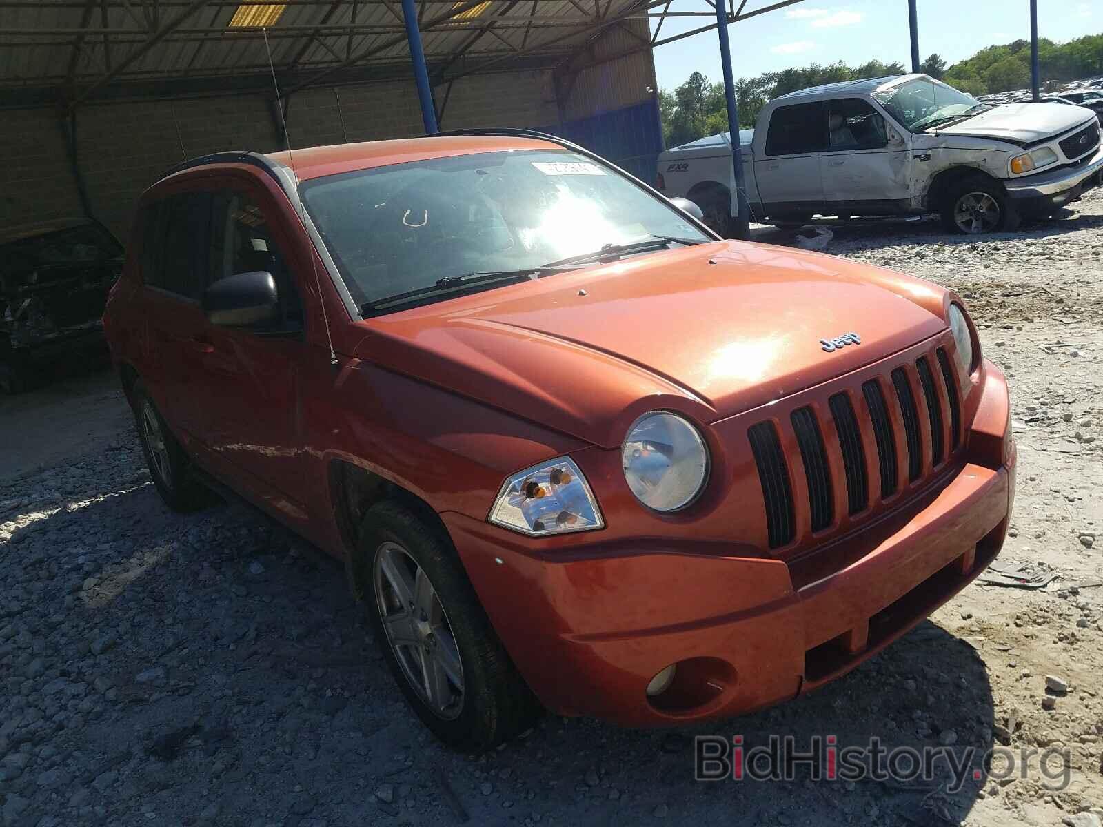 Фотография 1J4NT4FA0AD523561 - JEEP COMPASS 2010