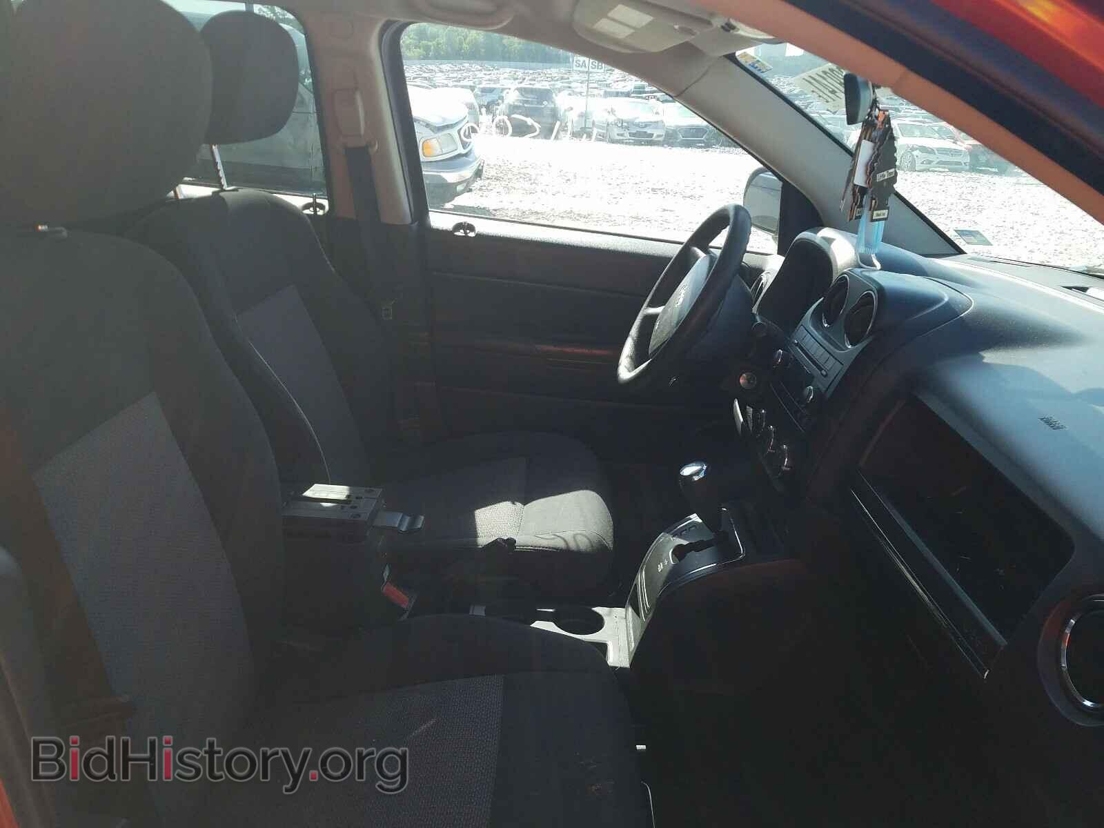 2010 JEEP COMPASS - VIN: 1J4NT4FA0AD523561 - Фото 5