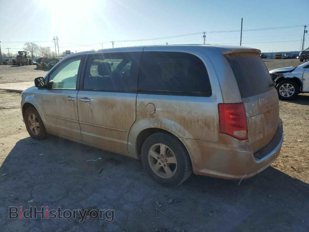 2011 DODGE CARAVAN - VIN: 2D4RN3DG0BR647818 - Фото 2
