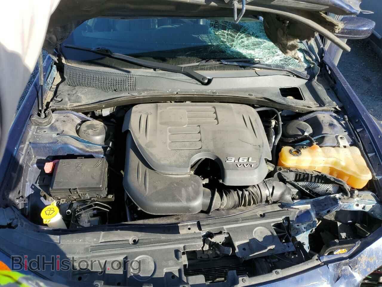 2017 CHRYSLER 300 - VIN: 2C3CCABG3HH616193 - Фото 11