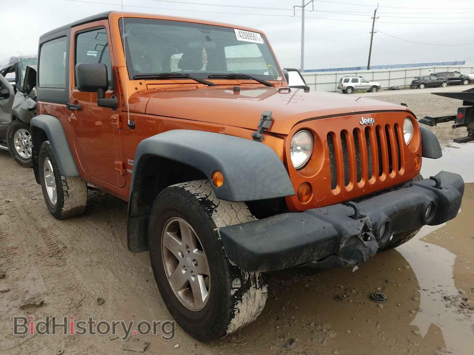 Photo 1J4AA2D11BL580919 - JEEP WRANGLER 2011