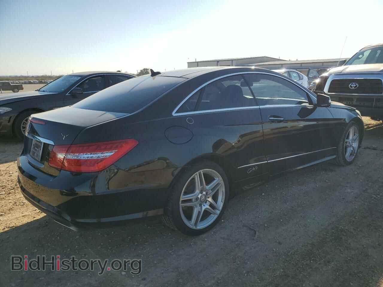 2011 MERCEDES-BENZ E-CLASS - VIN: WDDKJ7CBXBF074642 - Фото 3