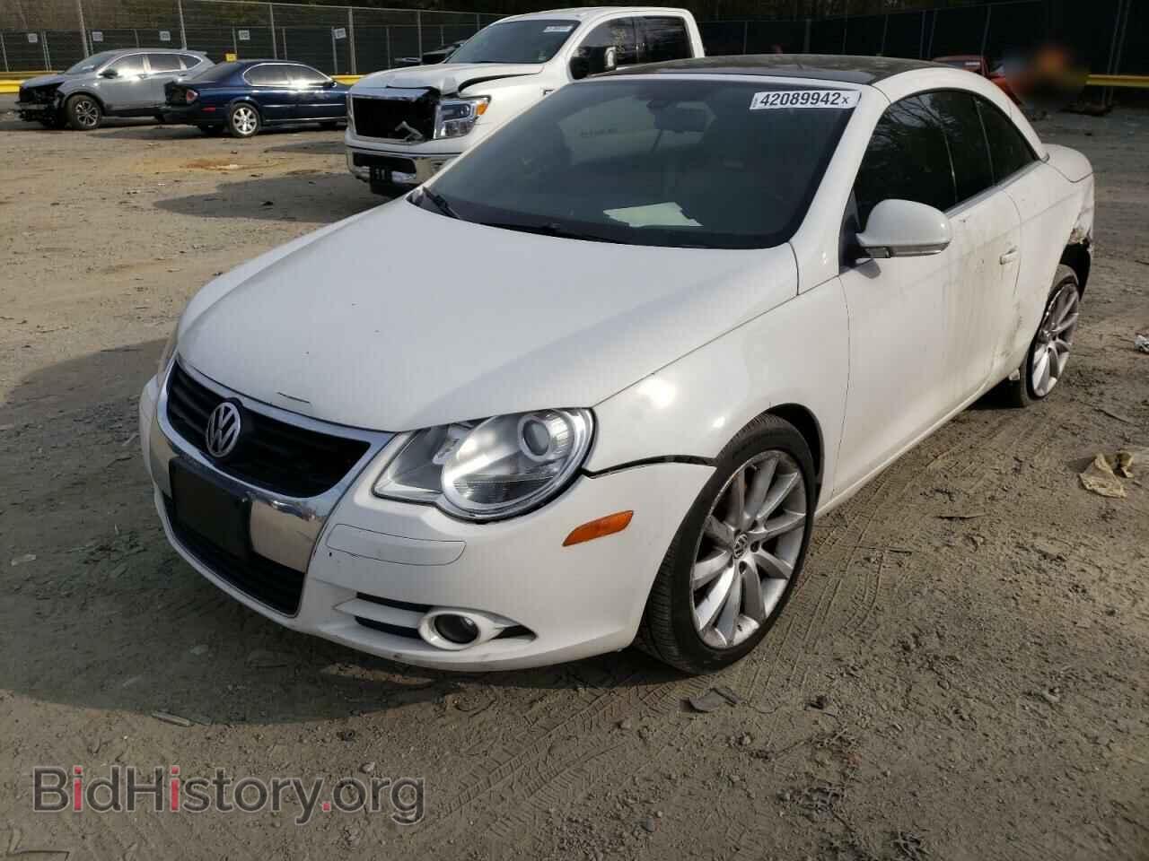 2007 VOLKSWAGEN EOS - VIN: WVWDA71F17V032561 - Фото 2