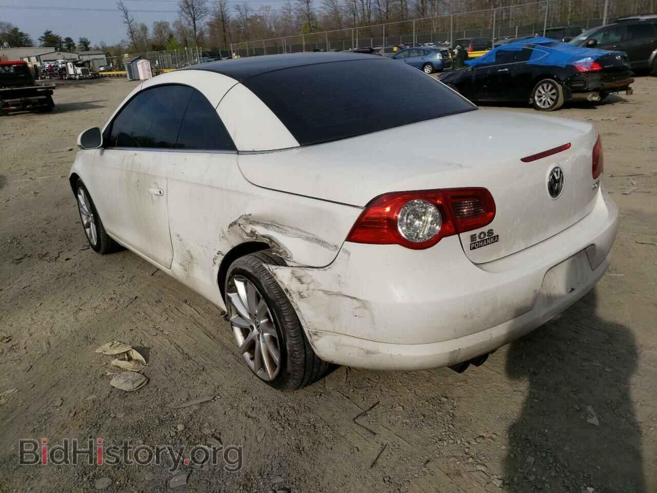 2007 VOLKSWAGEN EOS - VIN: WVWDA71F17V032561 - Фото 3
