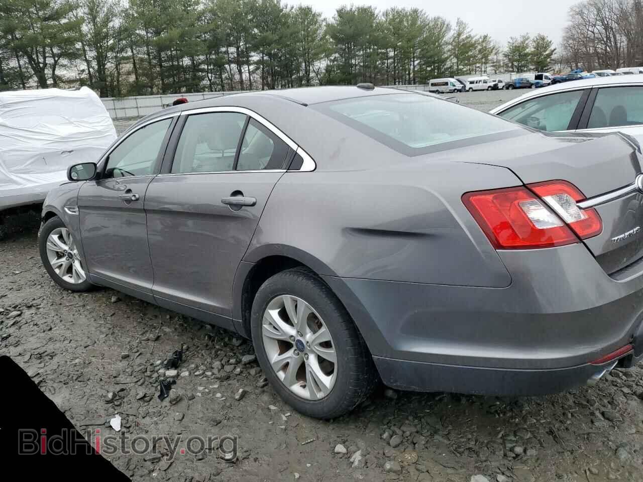 2011 FORD TAURUS - VIN: 1FAHP2EWXBG164962 - Фото 2