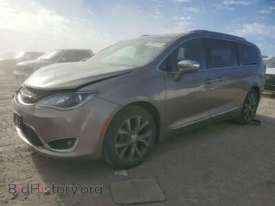 2017 Chrysler PACIFICA Limited, beige — VIN 2C4RC1GG8HR545226, Copart