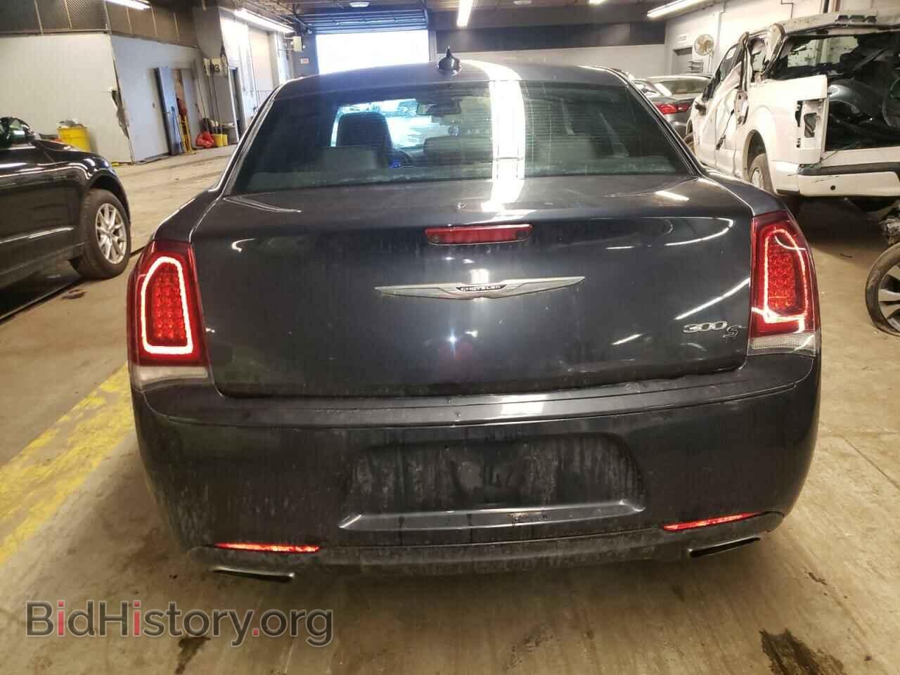 2016 CHRYSLER 300 - VIN: 2C3CCABG1GH343558 - Фото 6