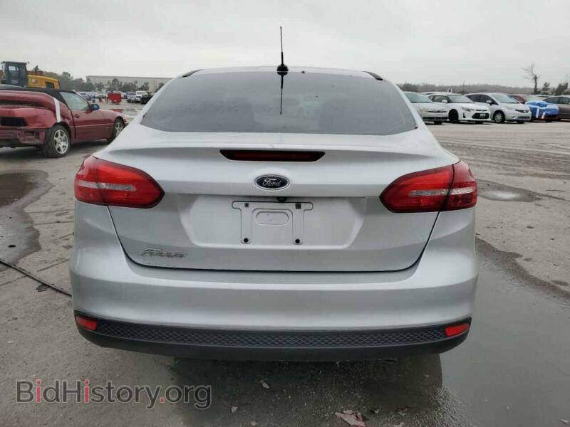 2017 Ford FOCUS (VIN 1FADP3E25HL270589) — фото 6 из 11