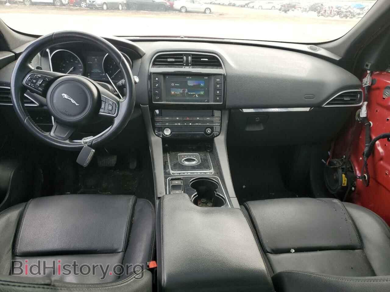 2017 JAGUAR F-PACE - VIN: SADCJ2BV3HA881978 - Photo 8
