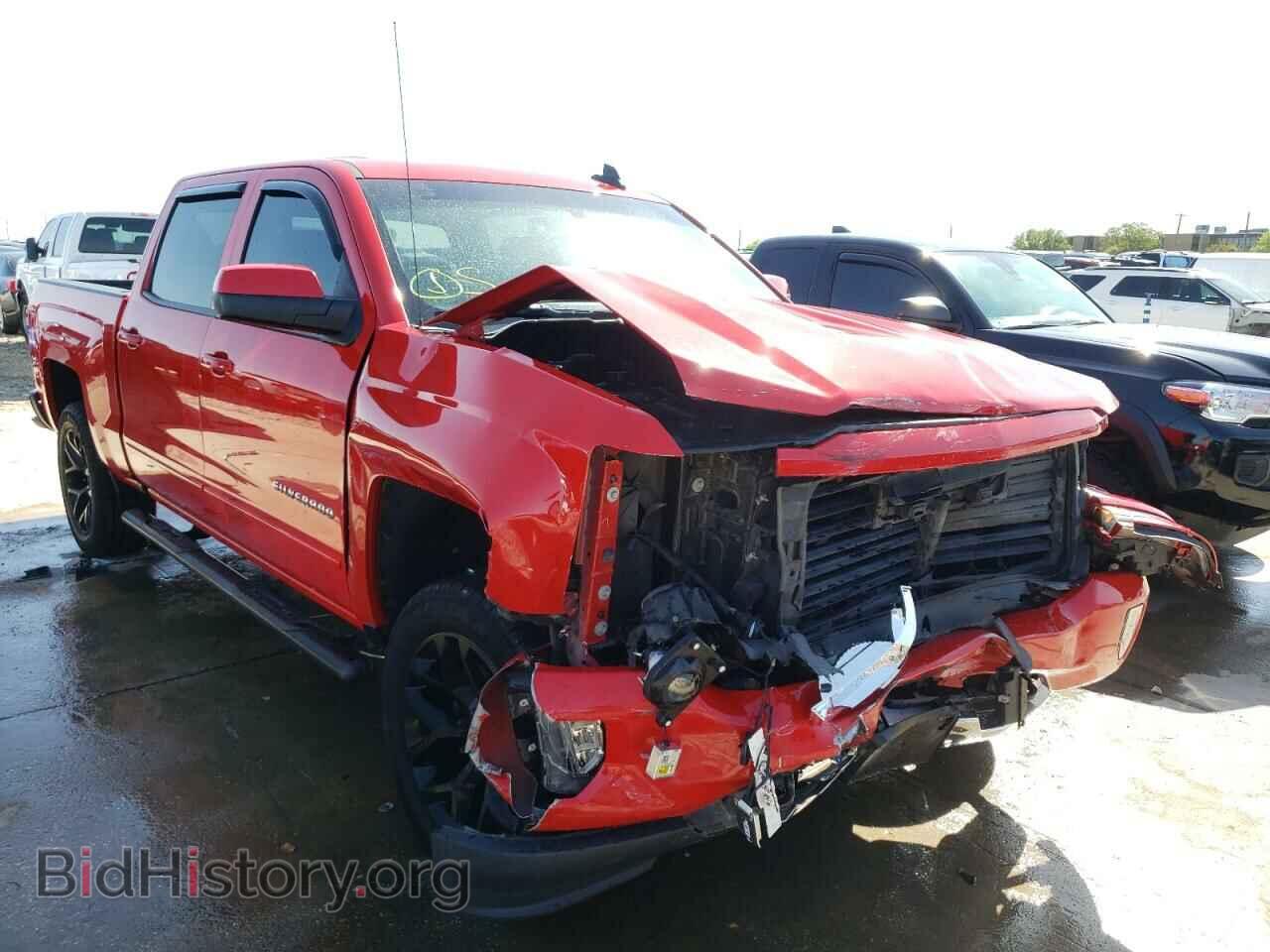 Photo 3GCUKREC9JG111663 - CHEVROLET SILVERADO 2018