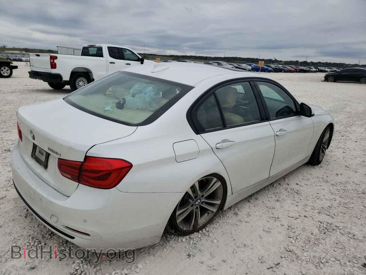 2016 BMW 3 SERIES - VIN: WBA8E9G5XGNU27724 - Фото 3