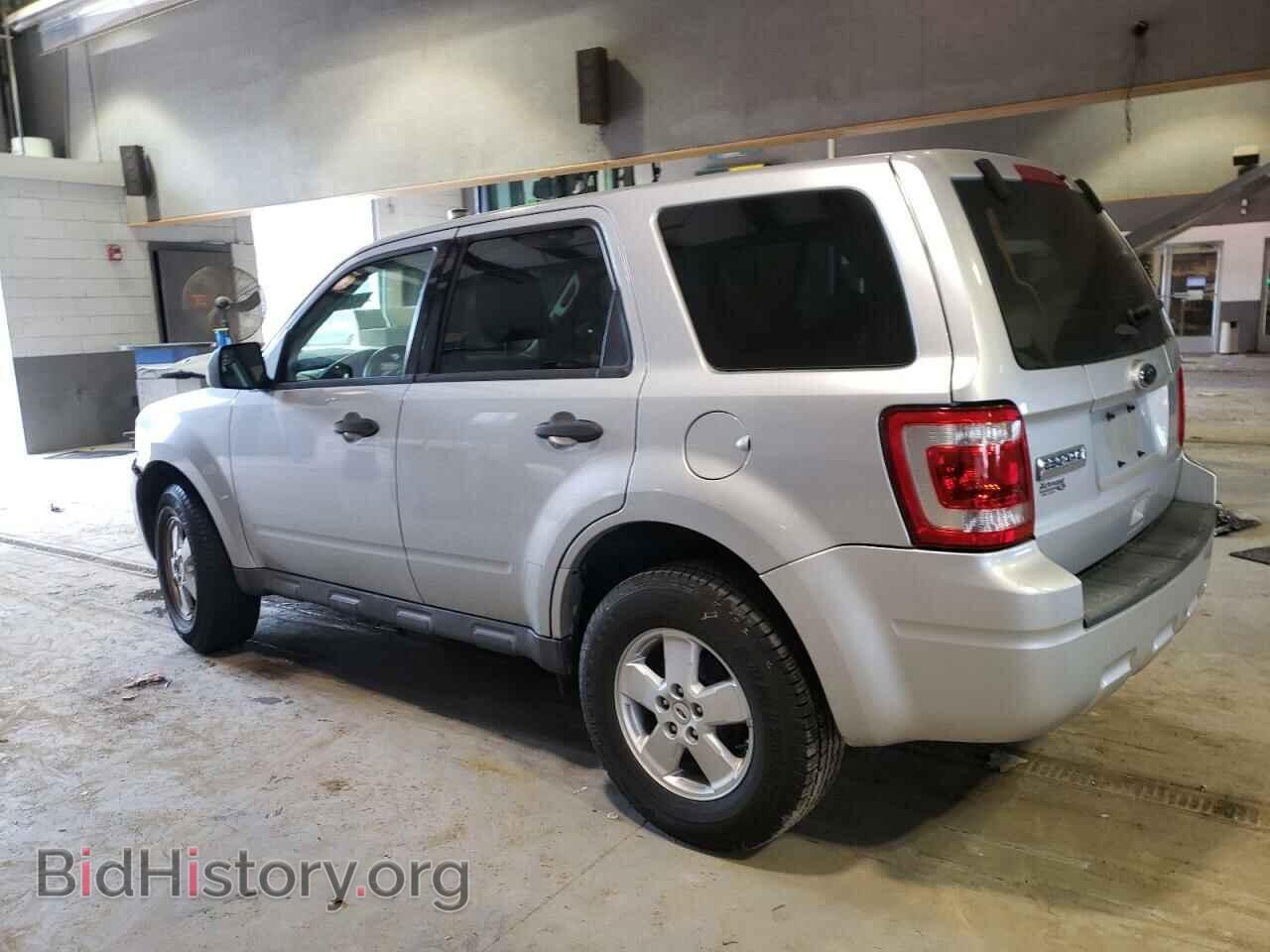 2011 FORD ESCAPE - VIN: 1FMCU9C75BKC28531 - Фото 2