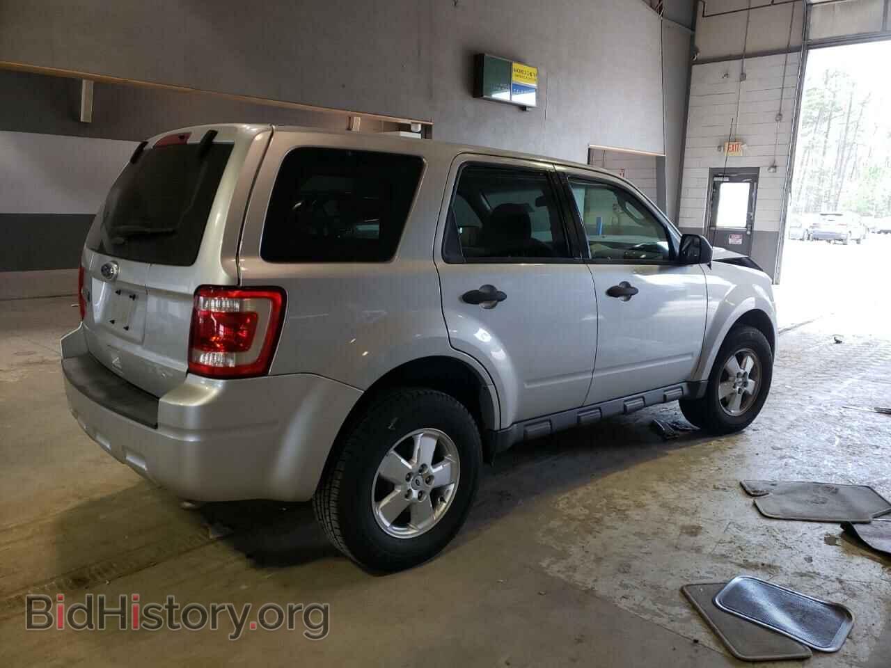 2011 FORD ESCAPE - VIN: 1FMCU9C75BKC28531 - Фото 3