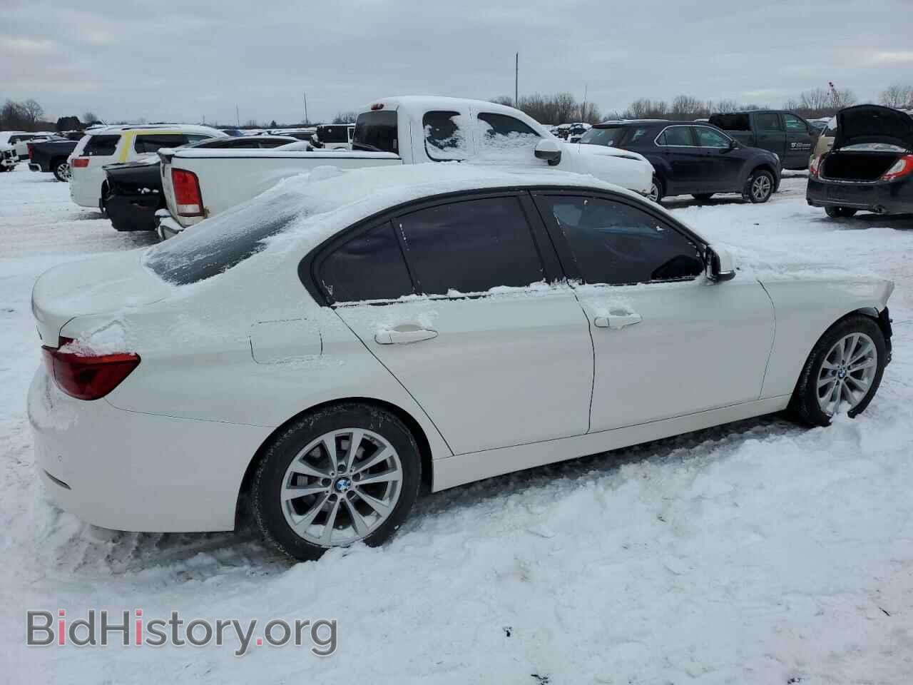 2016 BMW 3 SERIES - VIN: WBA8A3C50GK690806 - Фото 3