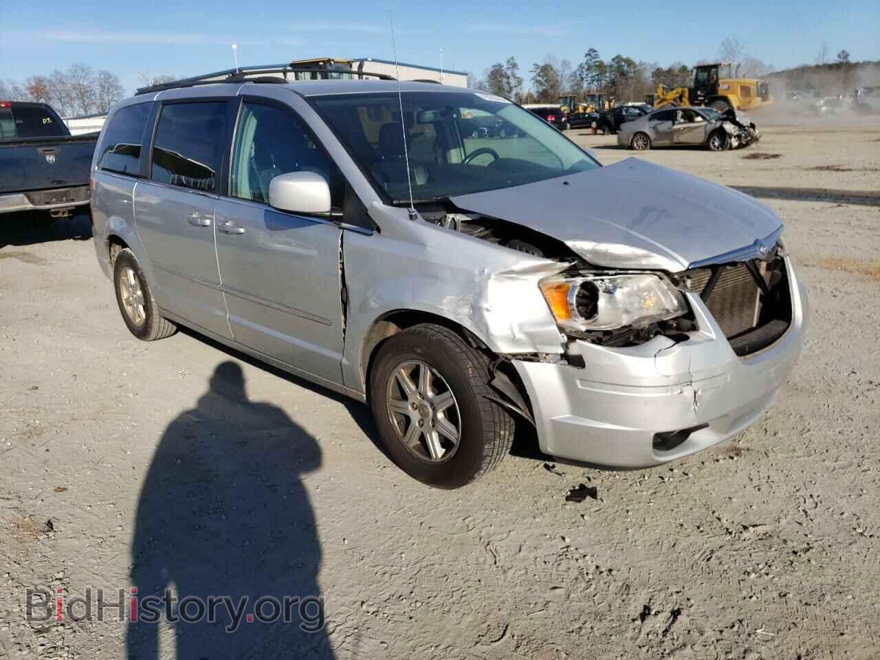 2010 CHRYSLER MINIVAN - VIN: 2A4RR8DX1AR436389 - Фото 4