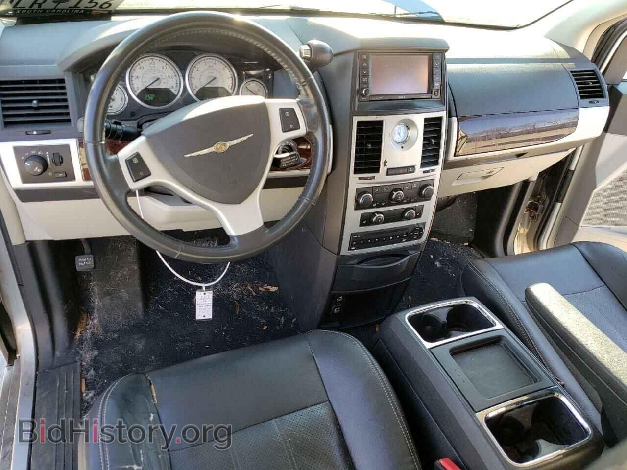 2010 CHRYSLER MINIVAN - VIN: 2A4RR8DX1AR436389 - Фото 8