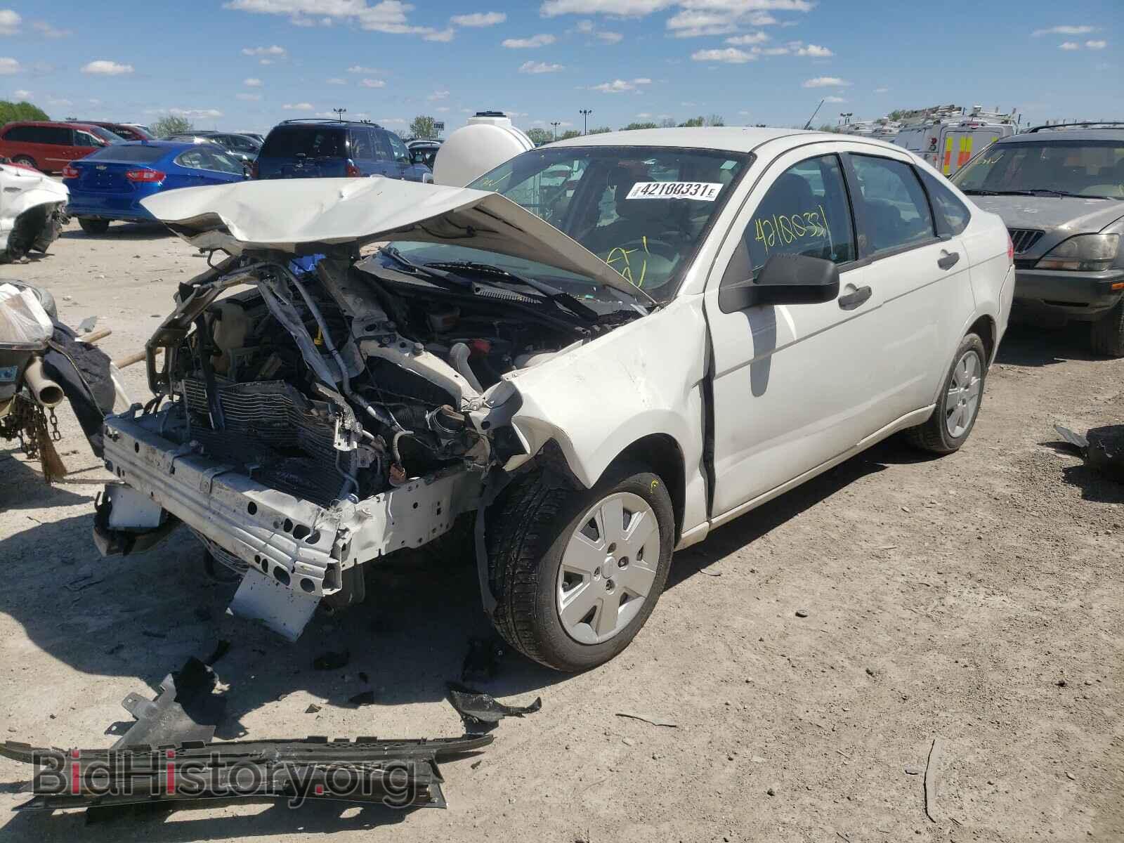 2011 FORD FOCUS - VIN: 1FAHP3EN3BW125830 - Фото 2