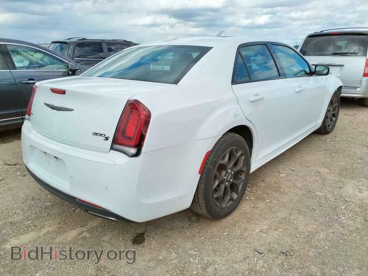 2017 CHRYSLER 300 - VIN: 2C3CCAGG6HH538873 - Фото 4