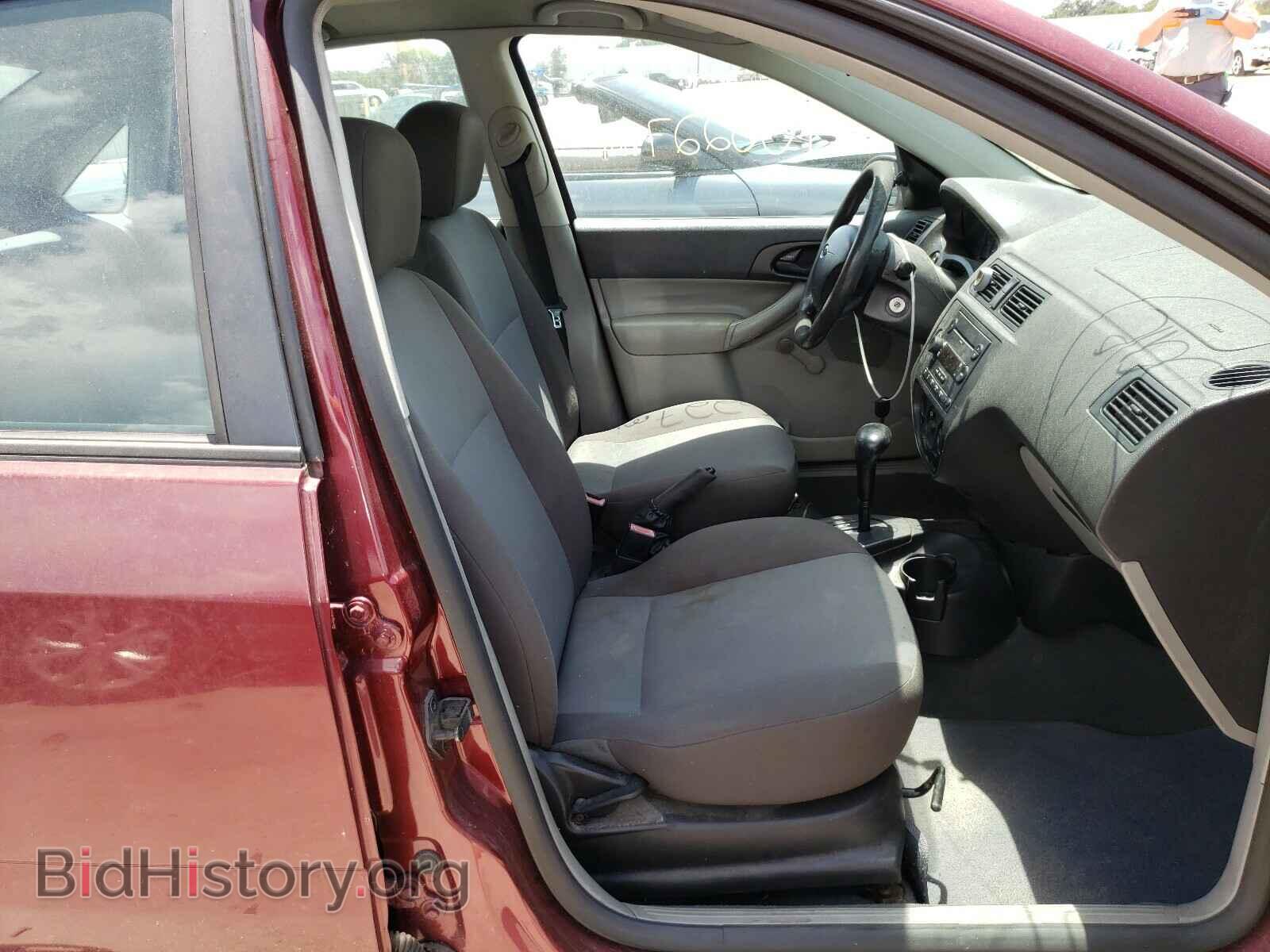 2007 FORD FOCUS - VIN: 1FAFP34N77W138564 - Photo 5