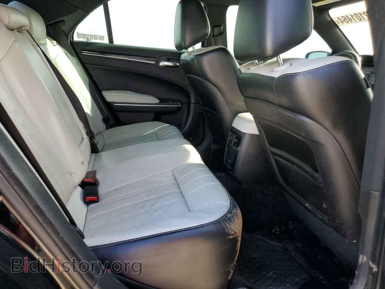 2017 CHRYSLER 300 - VIN: 2C3CCABG6HH506044 - Фото 10