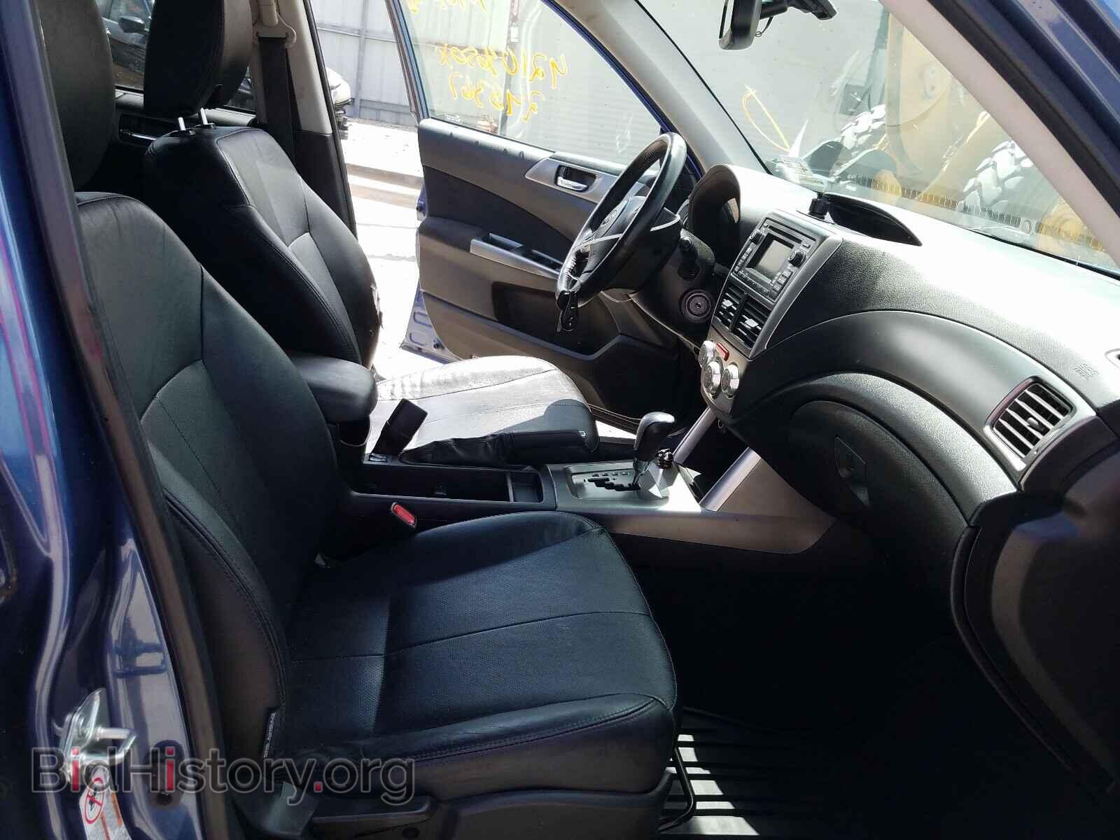 2011 SUBARU FORESTER - VIN: JF2SHAEC0BH732323 - Фото 5