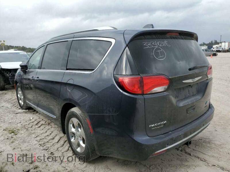 2020 Chrysler PACIFICA (VIN 2C4RC1L78LR258001) — photo 2 of 13