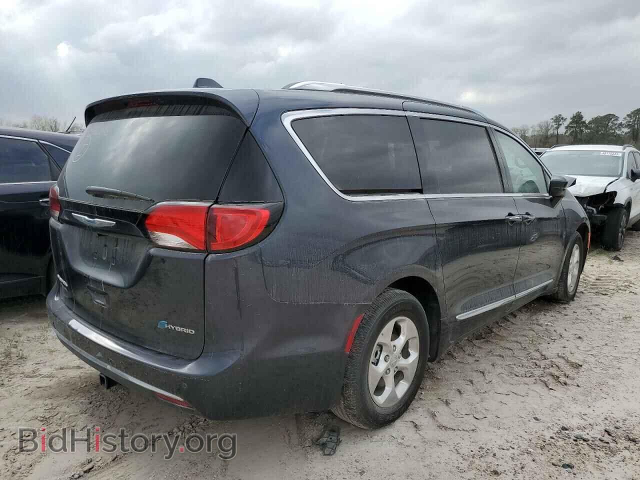 2020 CHRYSLER PACIFICA - VIN: 2C4RC1L78LR258001 - Photo 3