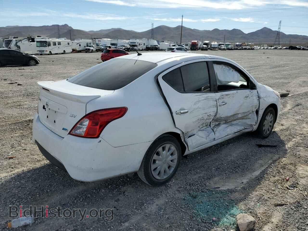 2016 NISSAN VERSA - VIN: 3N1CN7AP6GL895500 - Фото 3