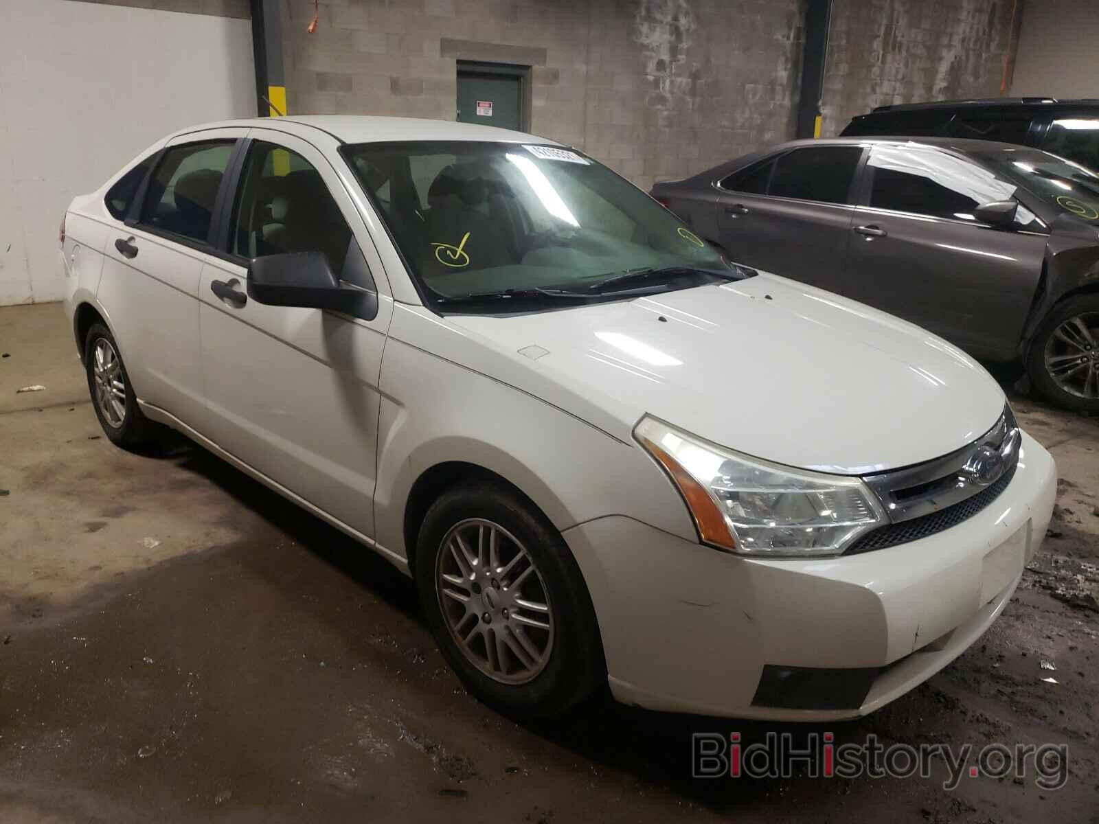 Photo 1FAHP35N89W153603 - FORD FOCUS 2009