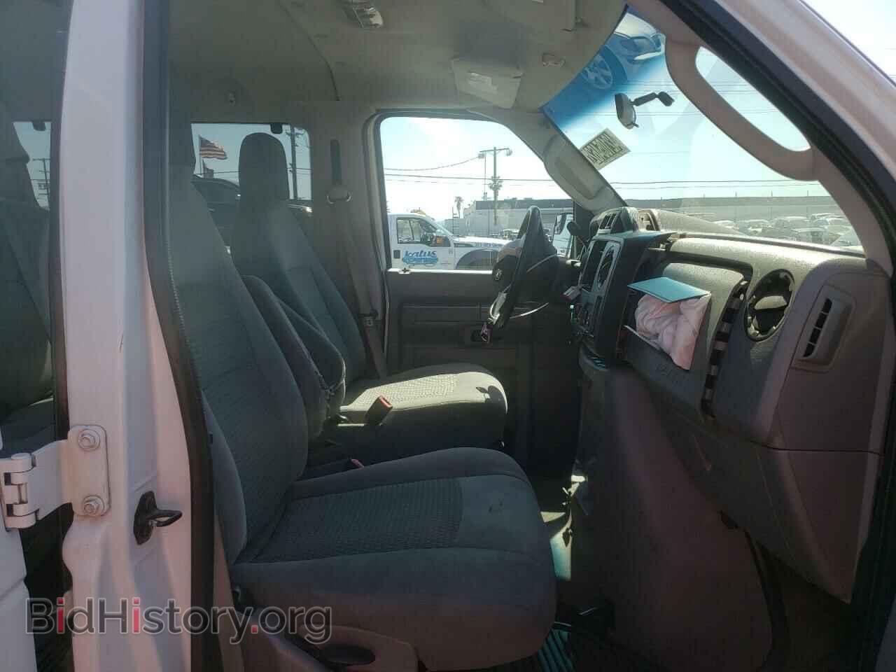 2012 FORD ECONOLINE - VIN: 1FBSS3BL3CDA03133 - Photo 5