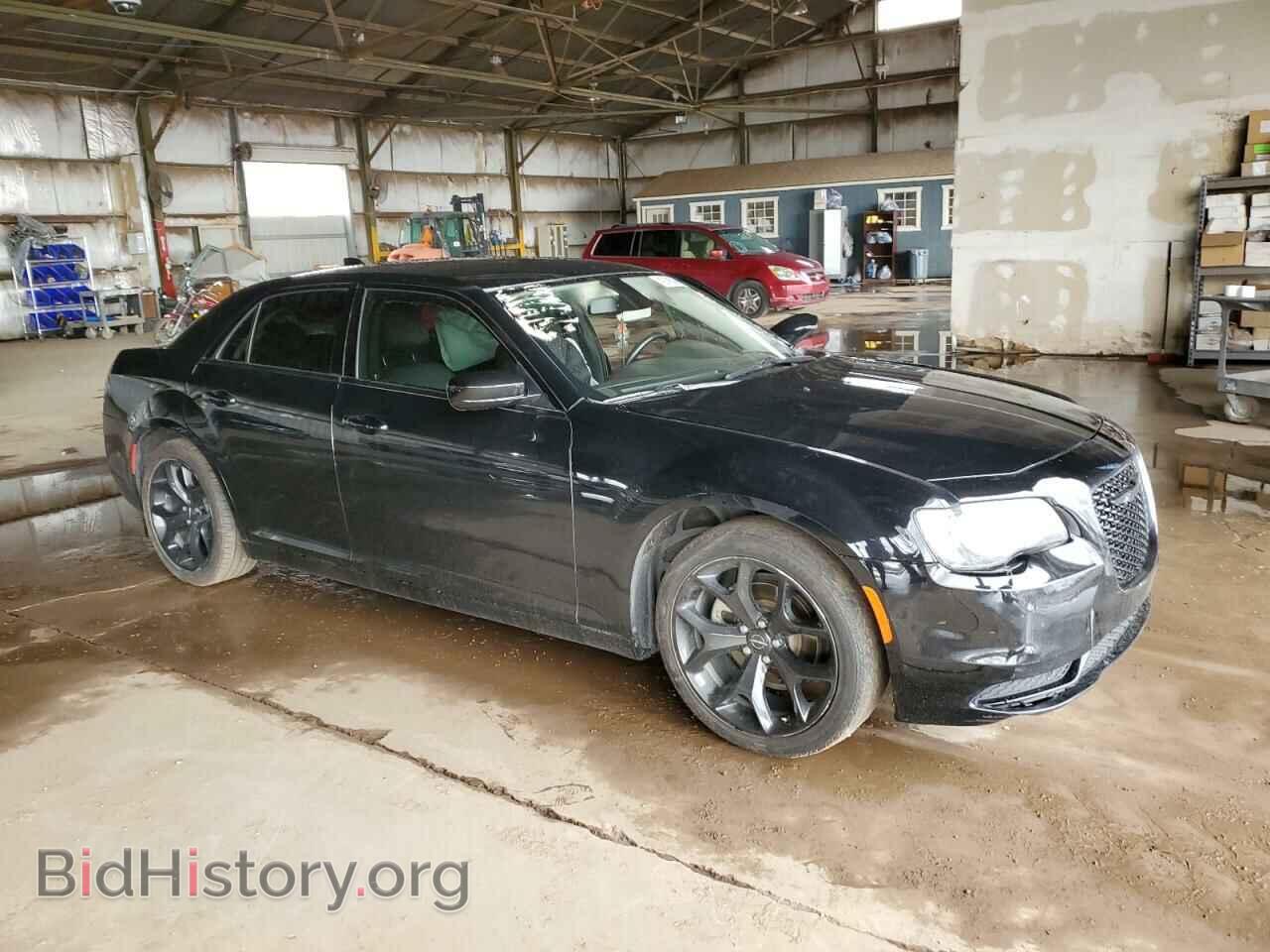 2021 CHRYSLER 300 - VIN: 2C3CCAAG2MH617850 - Фото 4