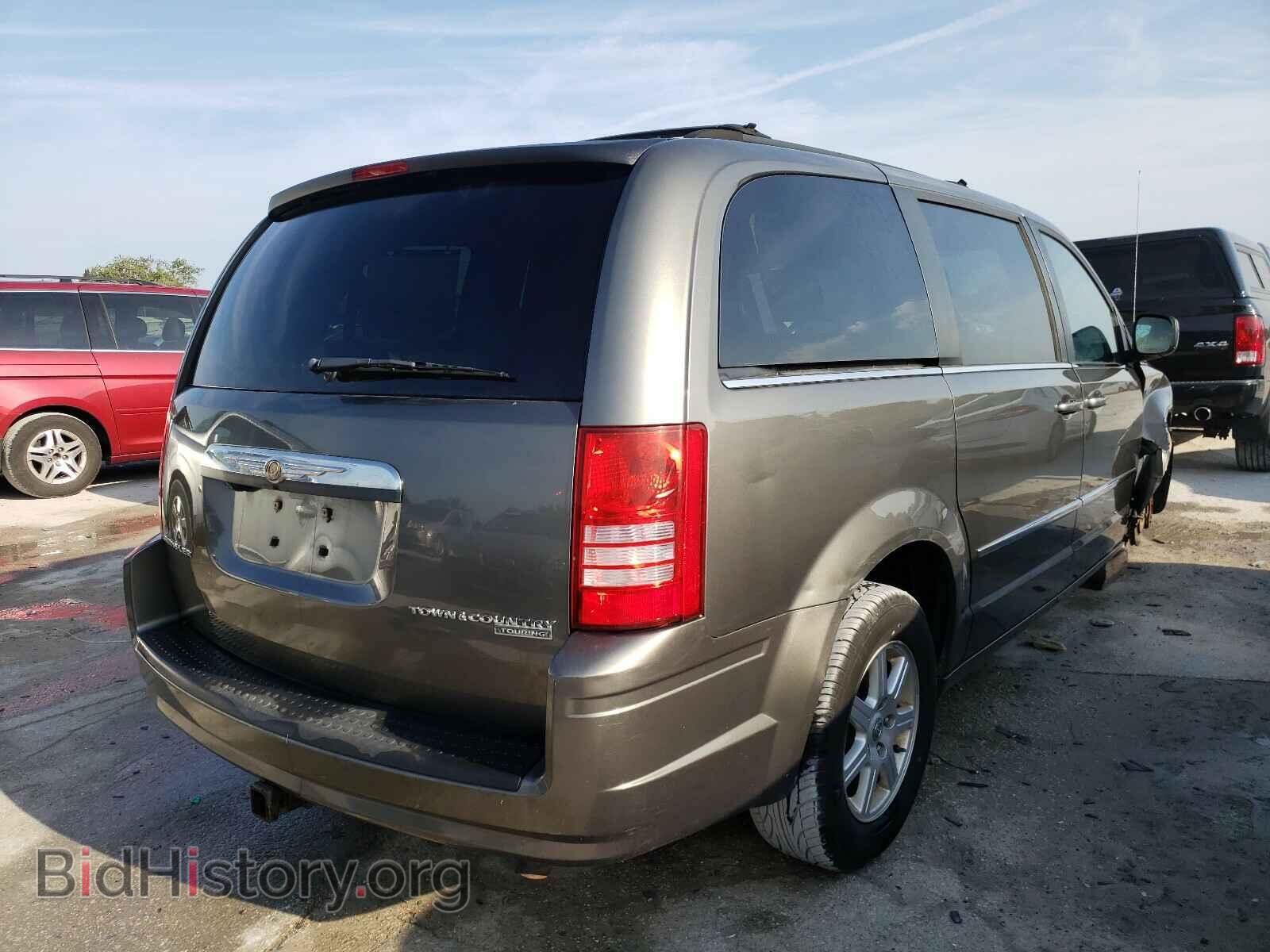 2010 CHRYSLER MINIVAN - VIN: 2A4RR5D11AR330941 - Фото 4