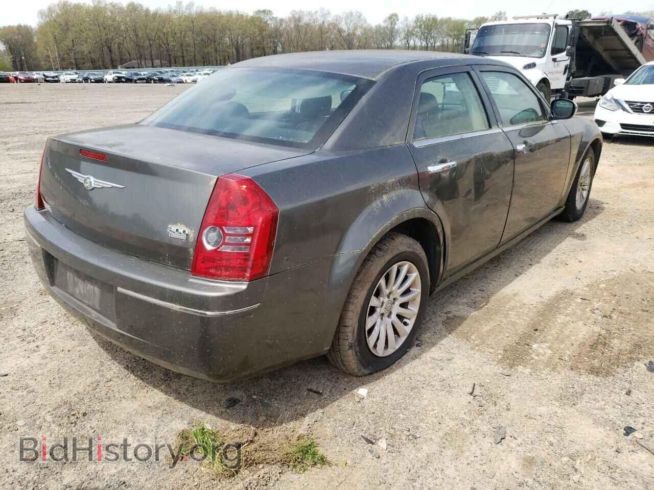 2010 CHRYSLER 300 - VIN: 2C3CA4CD9AH140064 - Фото 4