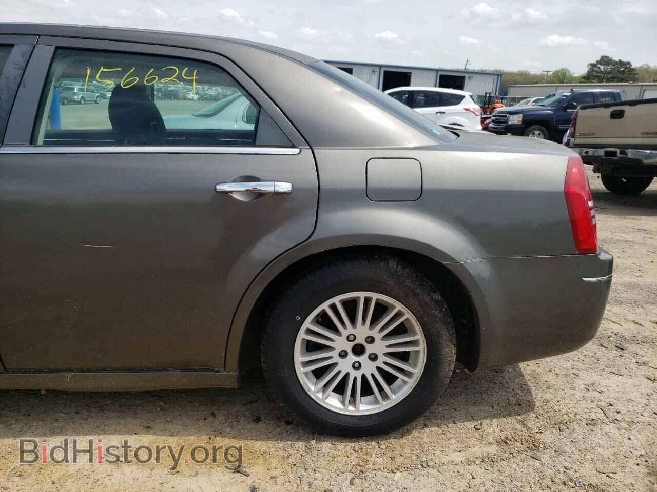 2010 CHRYSLER 300 - VIN: 2C3CA4CD9AH140064 - Фото 10