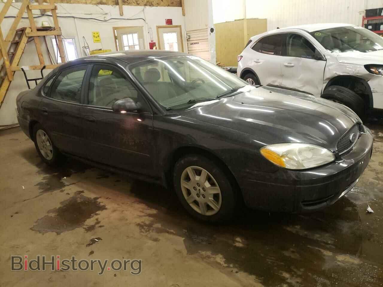 2006 FORD TAURUS - VIN: 1FAFP53U86A189930 - Фото 4