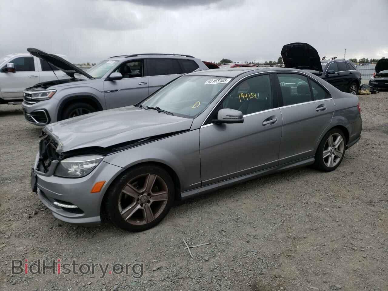 Photo WDDGF5EB8BR183396 - MERCEDES-BENZ C-CLASS 2011