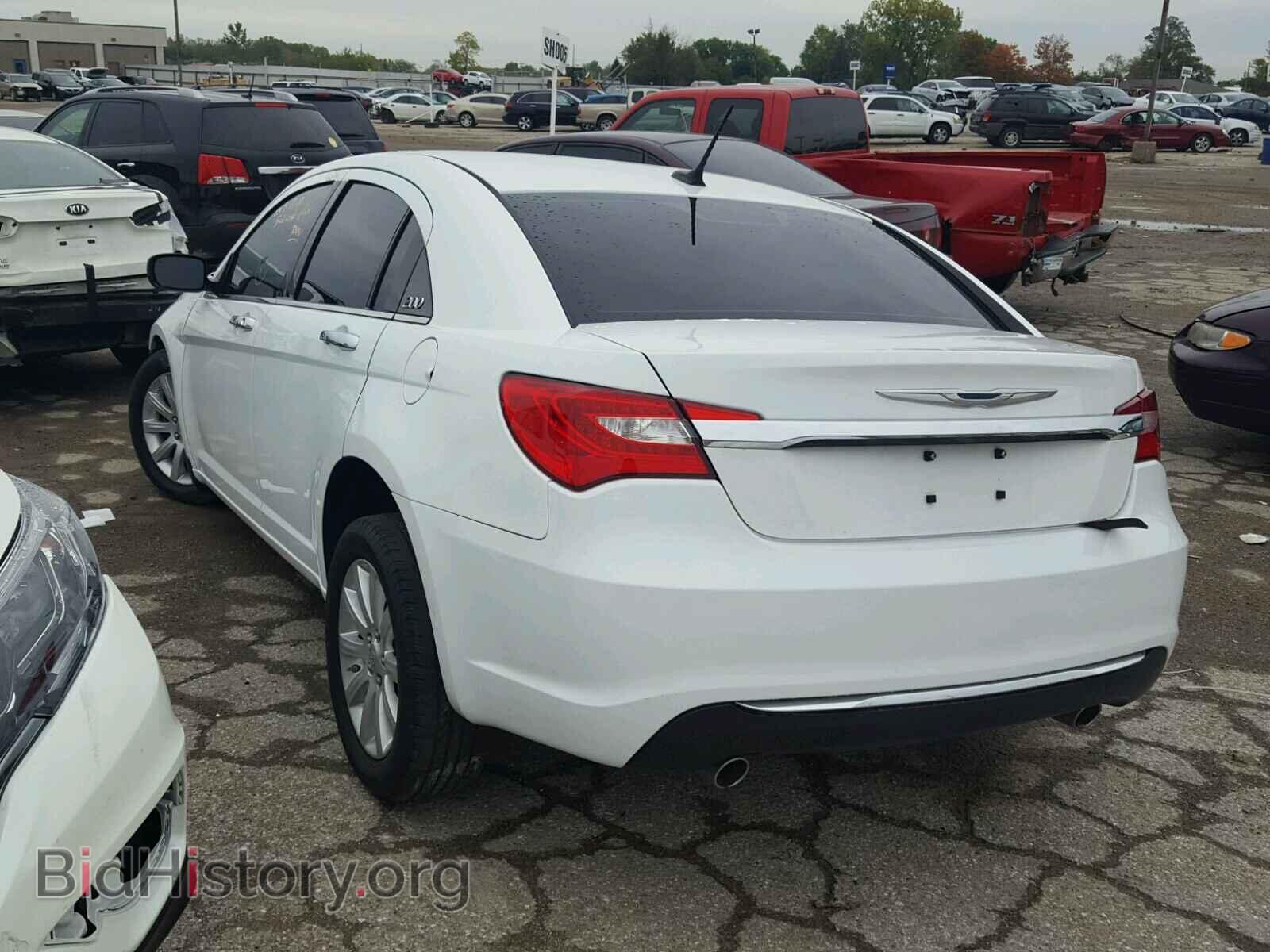 2013 CHRYSLER 200 - VIN: 1C3CCBCG2DN521100 - Фото 3