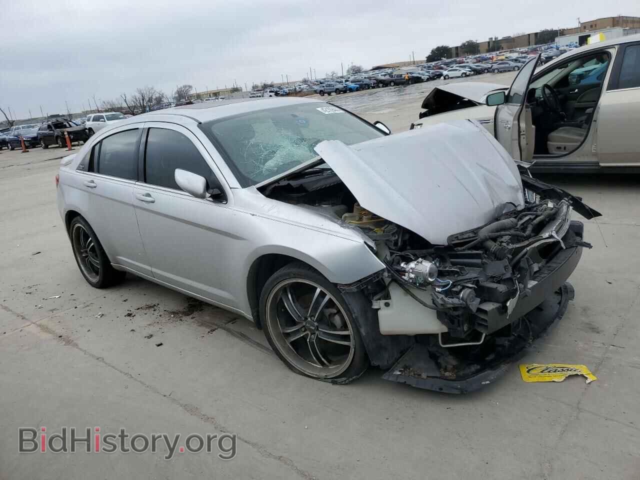 2011 CHRYSLER 200 - VIN: 1C3BC1FB6BN607965 - Photo 4