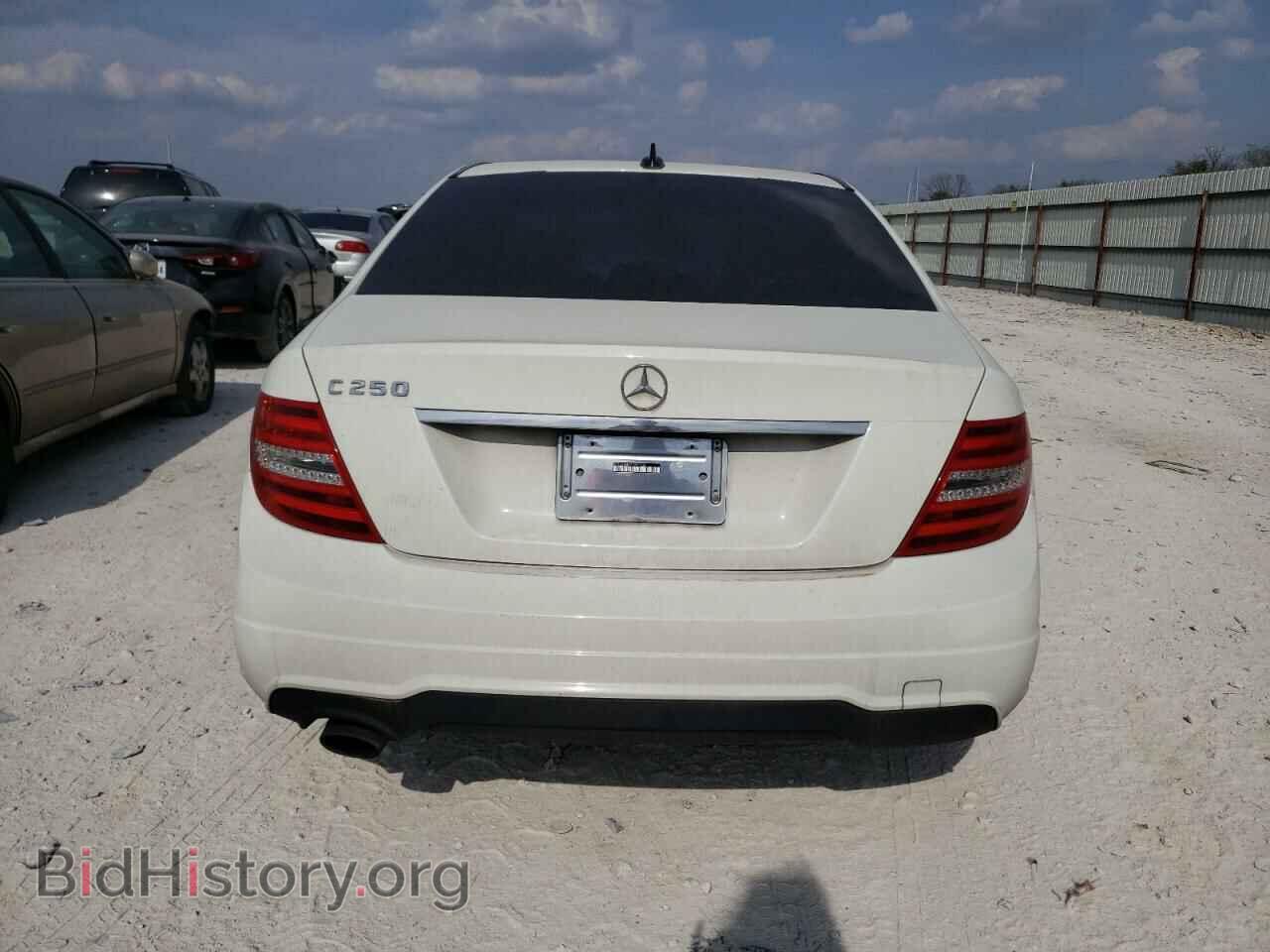 2012 MERCEDES-BENZ C-CLASS - VIN: WDDGF4HB9CA603432 - Фото 6