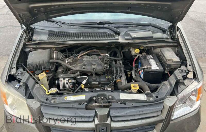2010 Dodge CARAVAN (VIN 2D4RN4DE1AR327992) — photo 7 of 10