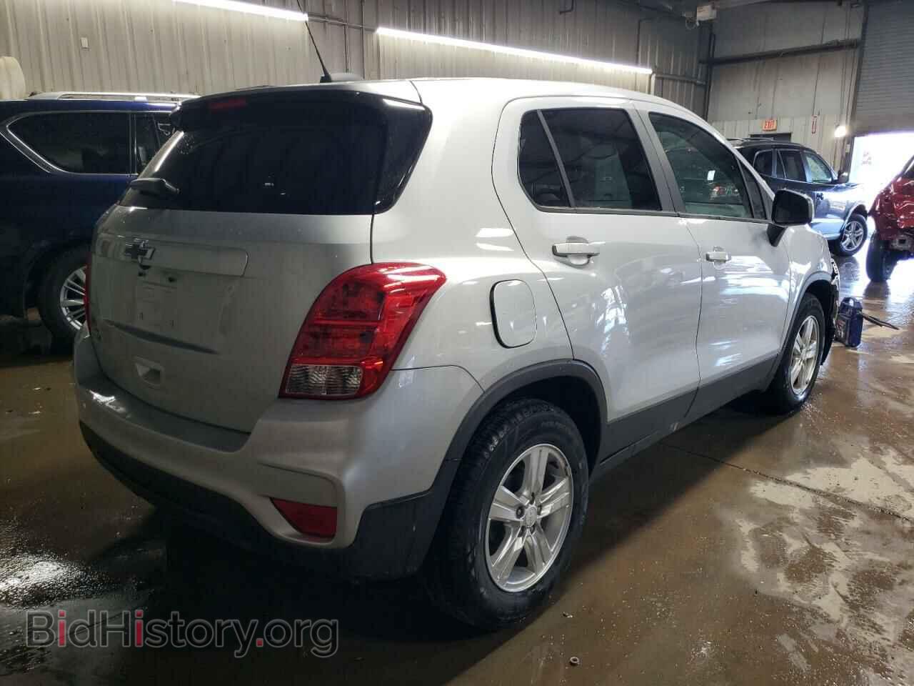2019 CHEVROLET TRAX - VIN: 3GNCJKSB3KL235123 - Photo 3