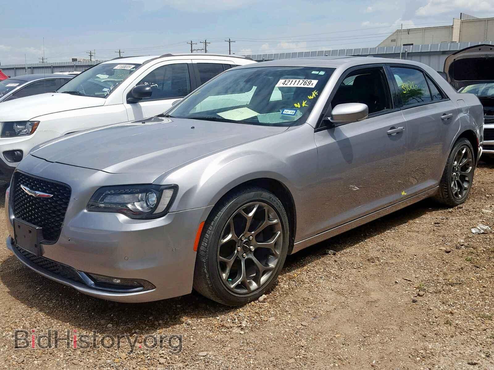 2015 CHRYSLER 300 - VIN: 2C3CCABG4FH842093 - Фото 2