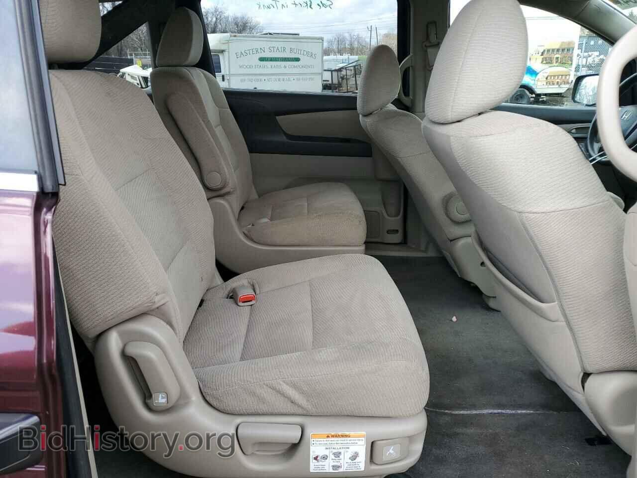 2011 HONDA All Models - VIN: 5FNRL5H29BB049848 - Фото 10