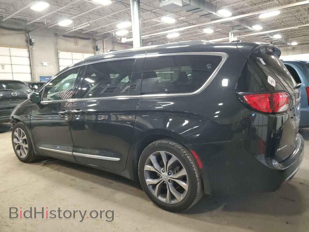 2020 CHRYSLER PACIFICA - VIN: 2C4RC1GG6LR122573 - Фото 2