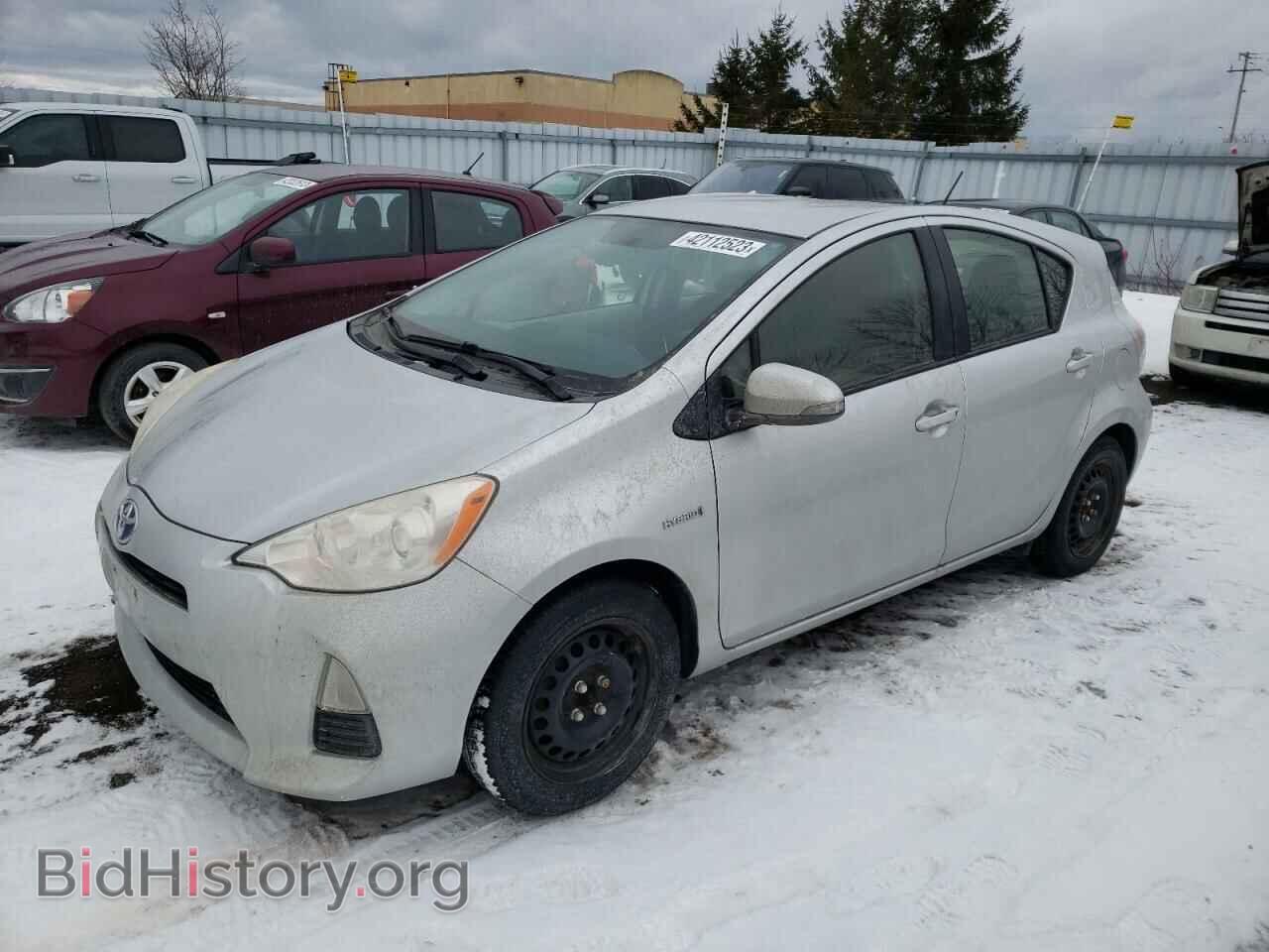 Фотография JTDKDTB38C1525389 - TOYOTA PRIUS 2012