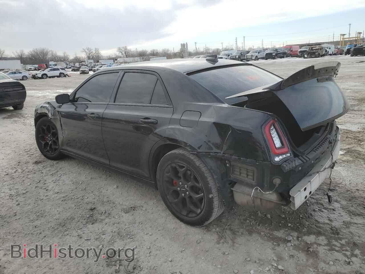 2016 CHRYSLER 300 - VIN: 2C3CCAGG9GH182692 - Фото 2