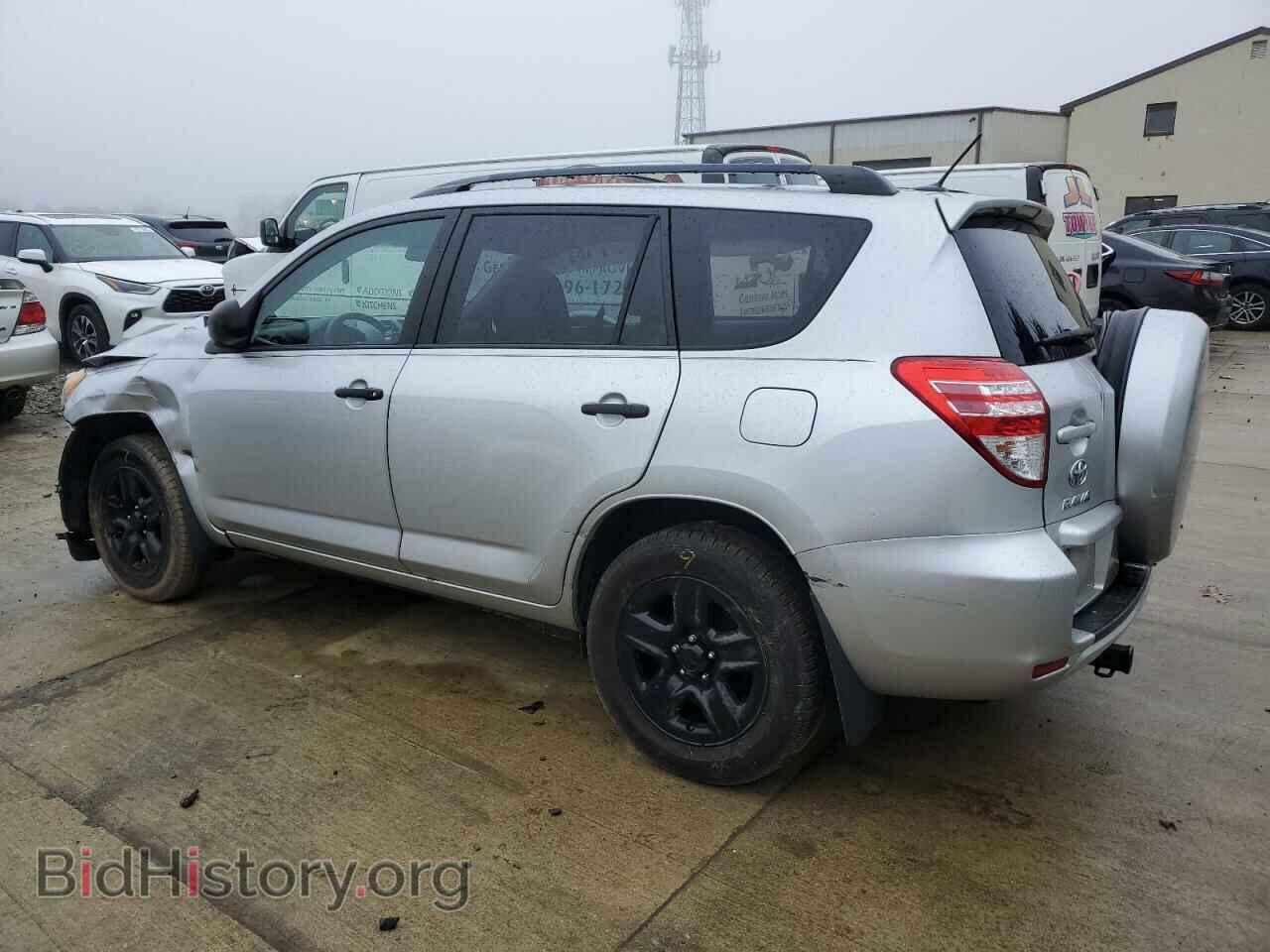 2011 TOYOTA RAV4 - VIN: 2T3BF4DV8BW094079 - Фото 2