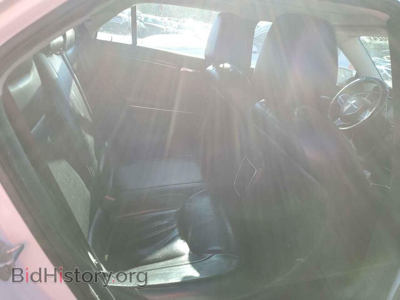 2019 CHRYSLER 300 - VIN: 2C3CCAKG7KH586526 - Фото 10